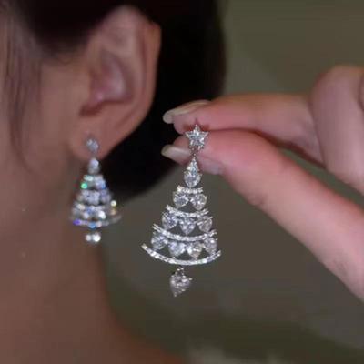 Fashion Christmas Tree Crystal Stud Earrings for Women Sparkling Zircon Heart Star Earrings Luxury Exquisite Christmas Jewelry AVE