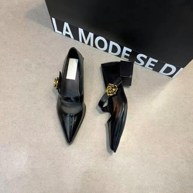 

Весна и лето 2025 новая простая легкая роскошь ретро гонконгский стиль универсальные туфли-лодочки с острым носком на квадратном каблуке 39 чёрный
