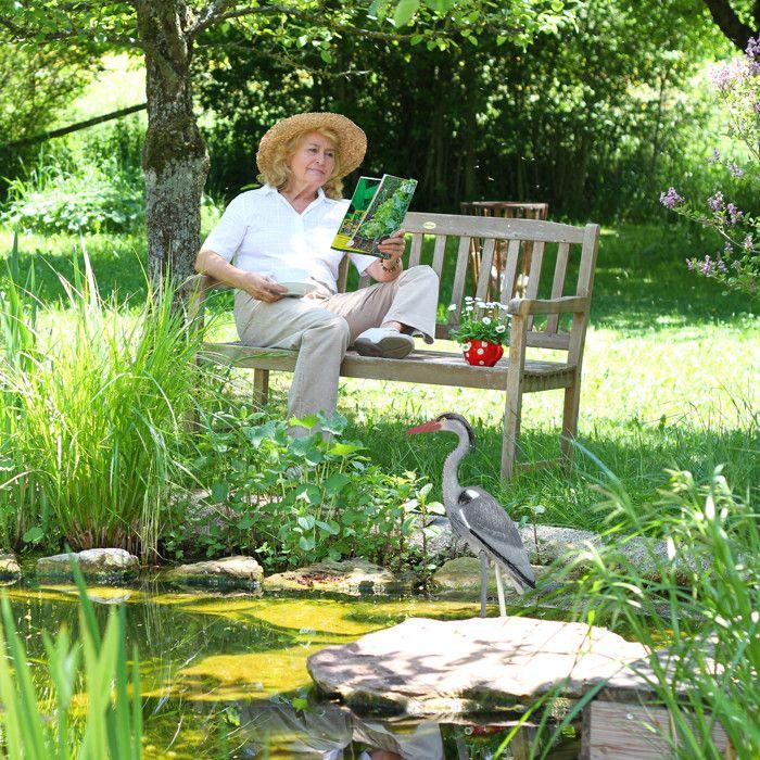 Relaxdays Statue de déco héron, protection contre les chasseurs de poissons, oiseau sur pied, étang, à planter, PE, gris