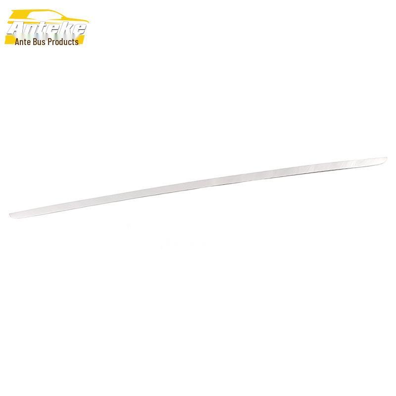 

Forester Tailgate Trim Decoration: Stainless Steel Anti-Scratch Trunk Strip