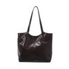 Commuter Shoulder Bag Women's Spring Tide Retro Fashion Large Capacity Tote Bag Maillard Armpit Bag