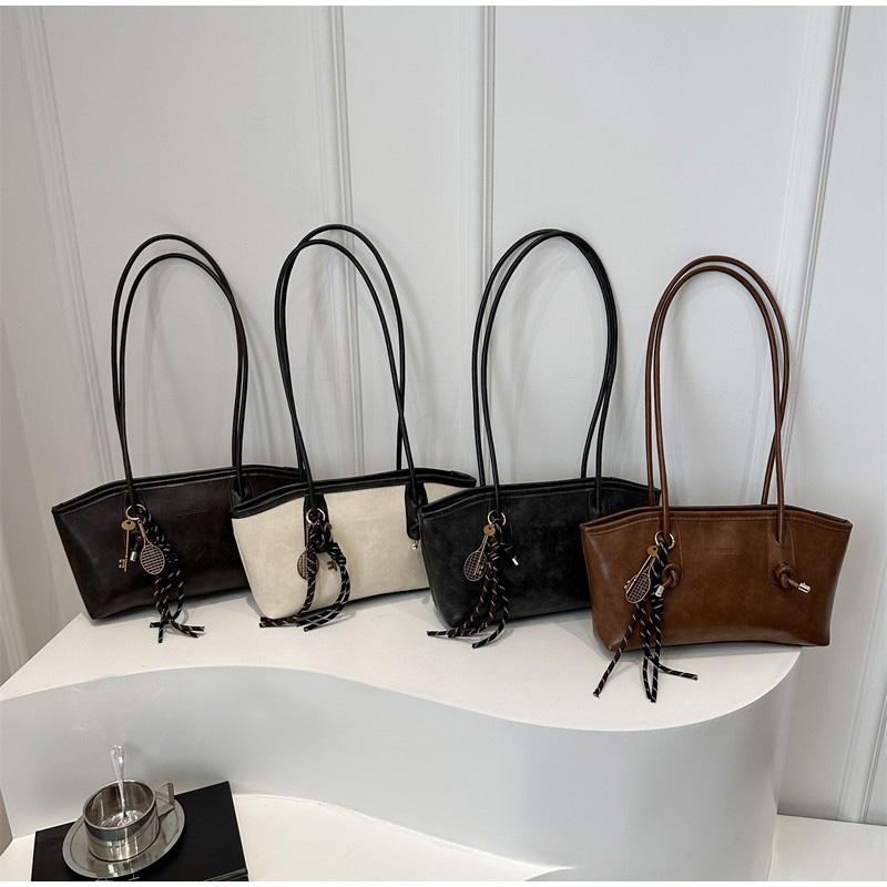 European American Retro Tote Bag, Korean Fashion Shoulder Bags Advanced Simple Handbag New Large Capacity Pendant Versatile Bags