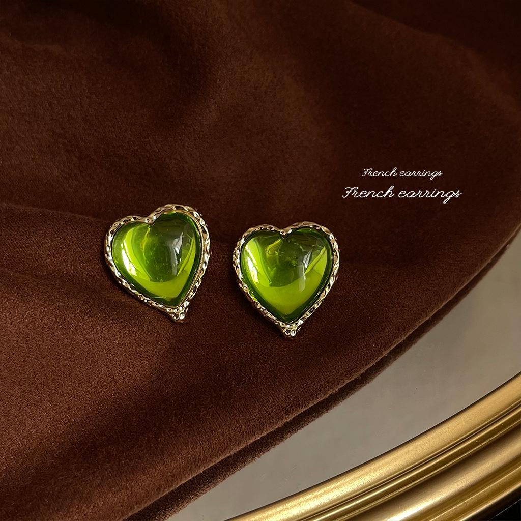 Chinese-Inspired Elegant 925 Silver Stud Earrings with Exaggerated Design