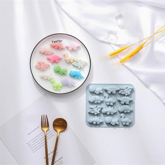 Ice Mold Silicone Tray 12 Cavity 6 Dinosaur Shapes Food Grade Flexible Maker Chocolate Ice Cubes Cake Making Kids Baking Supplies