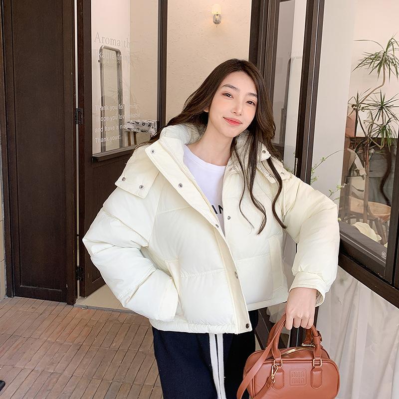Padded women's short hooded jacket 2025 new winter thickened design padded jacket