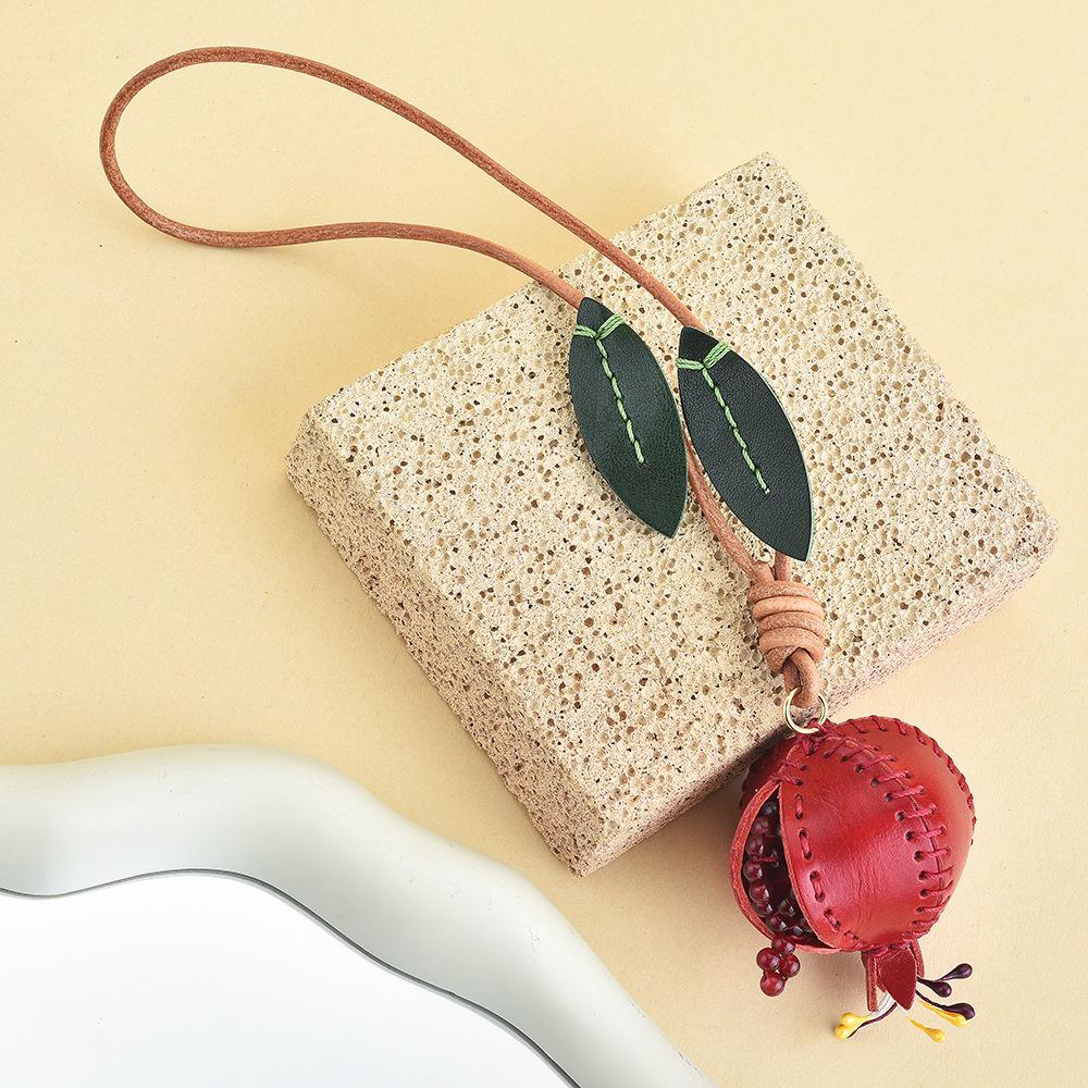 Personalized Hand-Stitched Pomegranate Bag Pendant Women S Fashion Keychain Pomegranate Styling Bag Pendant Women