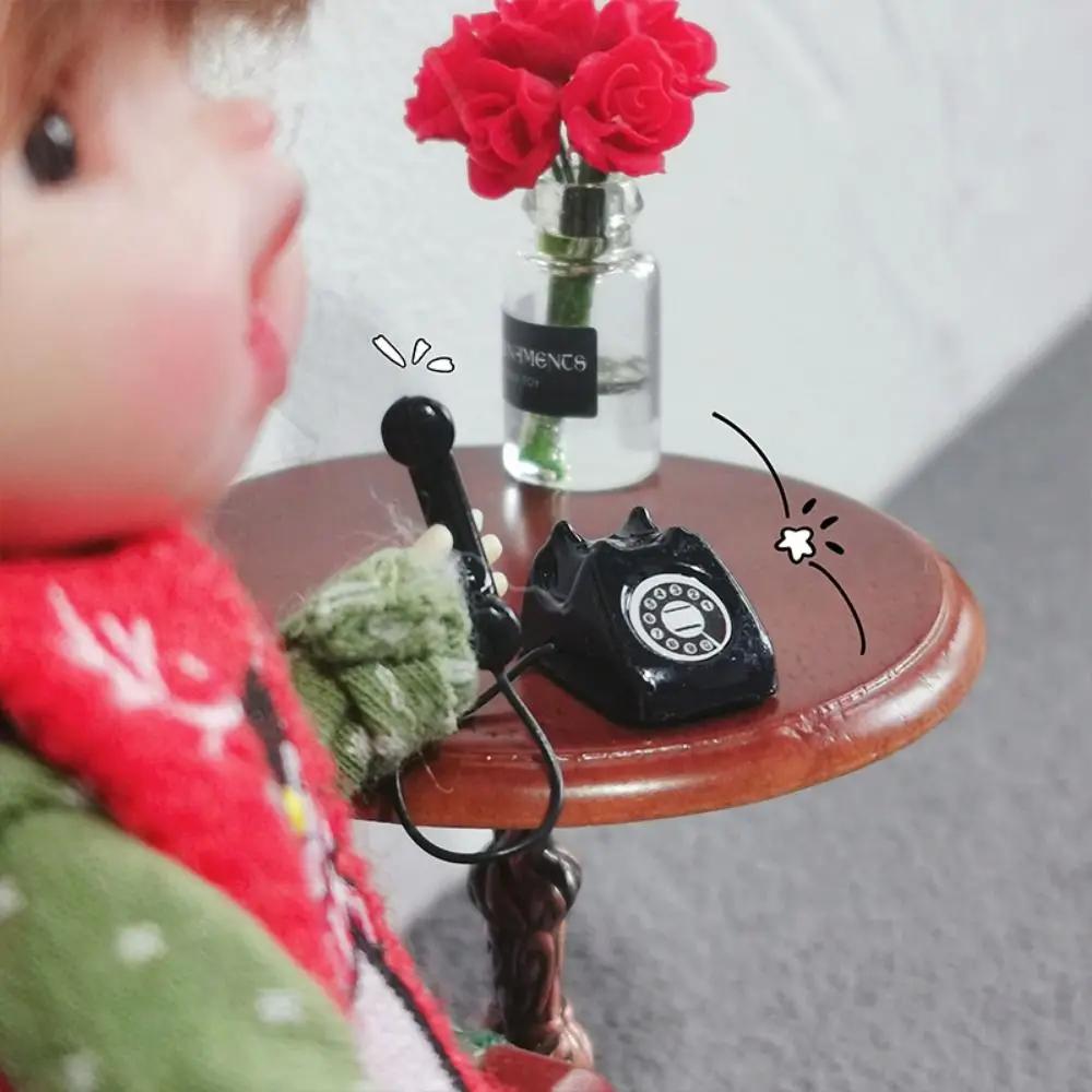 Simulation Retro Mini Fixed Telephone 1:12 House Miniature Mini Phone Model Home Furniture Decor Ornament Statue Decoration