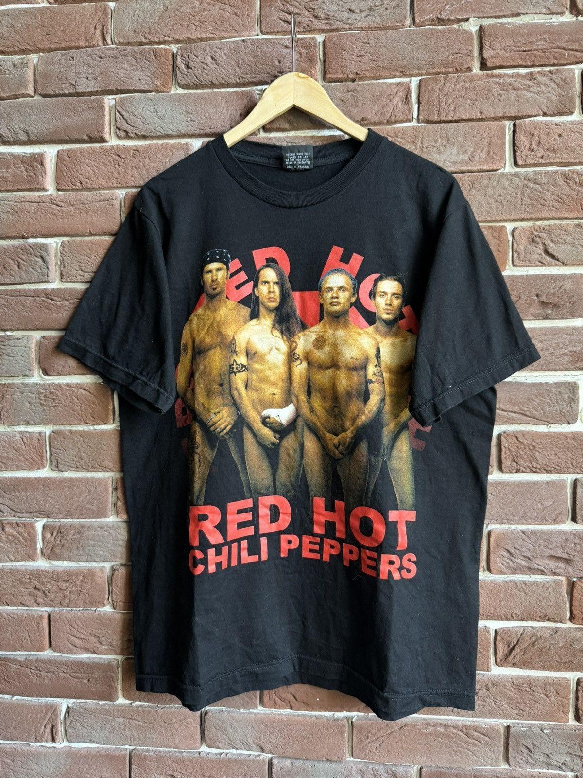 Vintage 00s Rare Red Hot Chilli Peppers Tour Rock Band Tee Unisex T-Shirt M