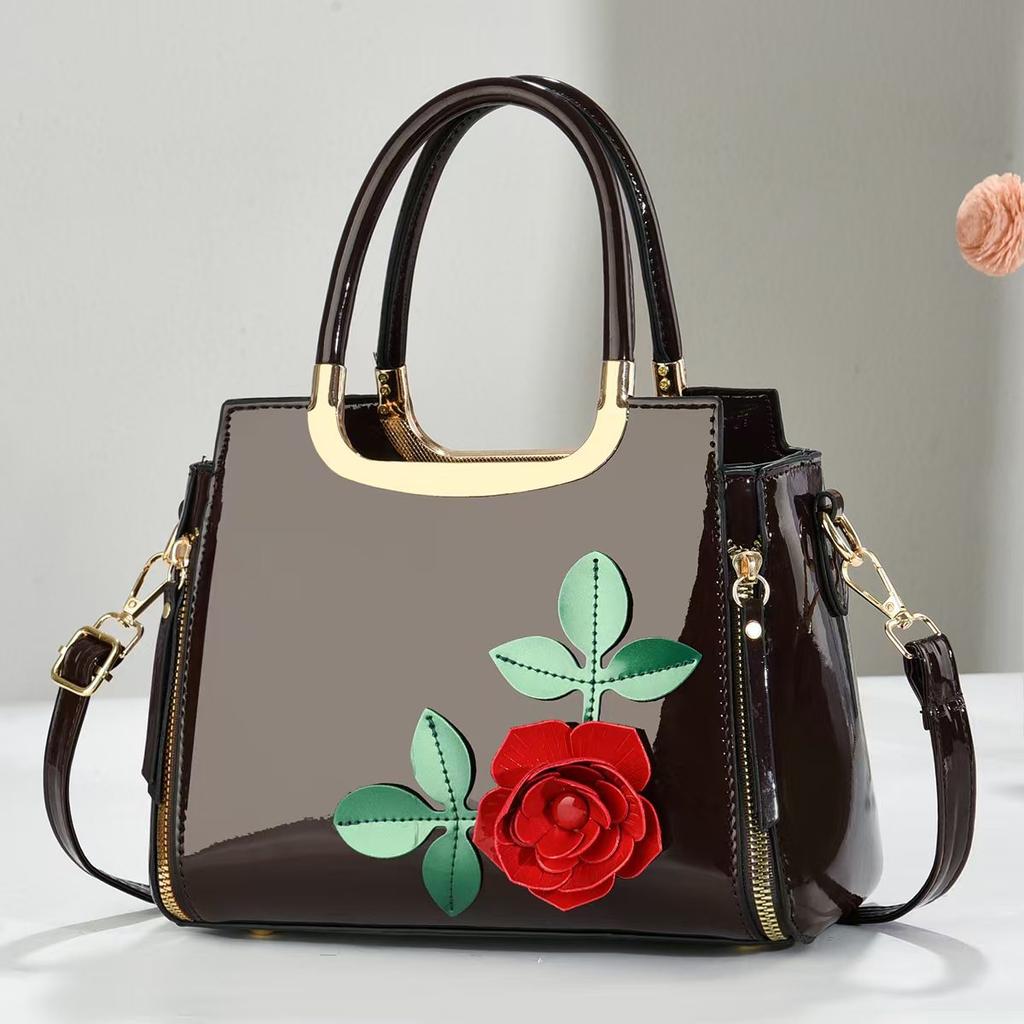 New Fashionable Large Capacity Single Shoulder Crossbody Bag with Painted Leather and Bright Flower finish