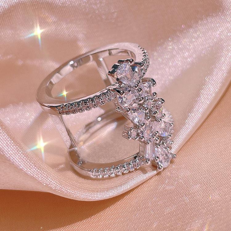 Multi Layer Smart Diamond-encrusted Female Ring Index Finger