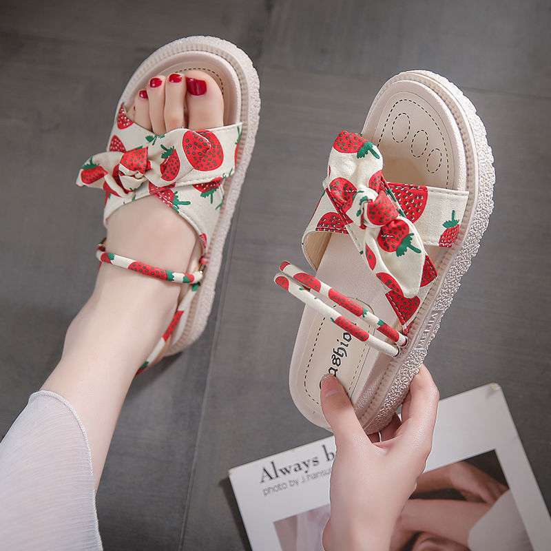 Fairy wind platform fashion sandals female summer flat sandals 2025 new popular student soft-soled beach shoes
