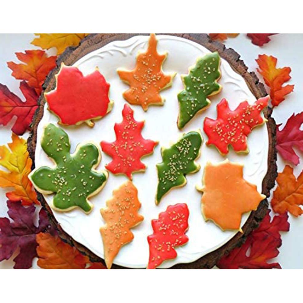 4PCS Fall Leaves Cutter Set Maple Leaf Cutter Set Washable Durable Christmas Leaf Cutting Mold