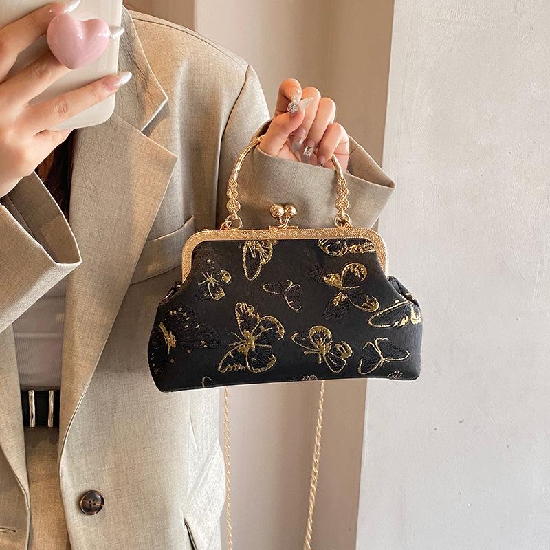 New Summer Retro Portable New Niche Casual Personality Beautiful Simple Fashionable Slant Shell Bag