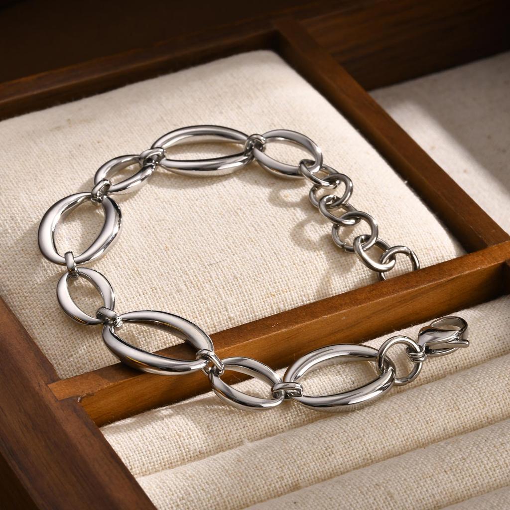 Stainless Steel Oval Handmade Chain Bracelet High Quality Premium Unique Design Light Luxury Jewelry For Women Party Gifts