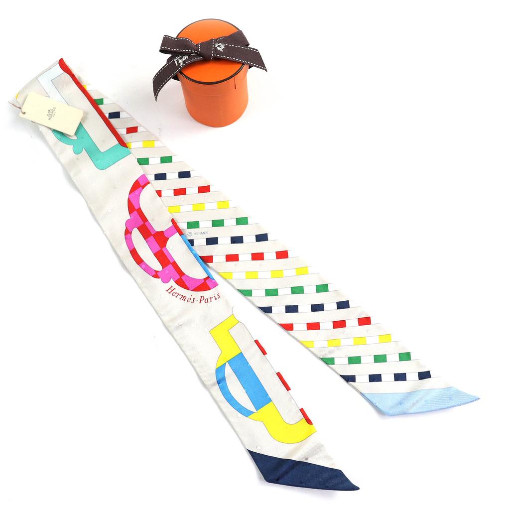 Pristine HERMES scarf BOVCLERIE MODERNE Modern buckle silk Women Used