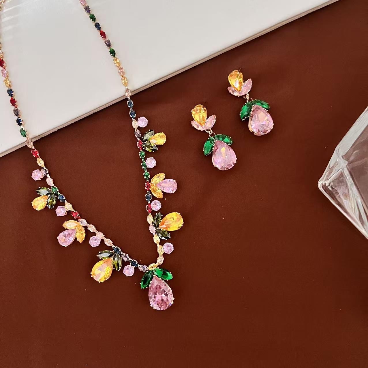 Elegant Water Drop Zirconia Bridal Jewelry Set with Tulip Necklace & Earrings