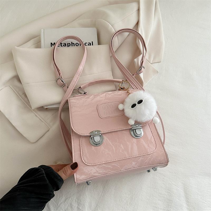 

Рюкзак женский 2025 весна и лето новая мода универсальный трендовый женский большой вместимости дорожный рюкзак модный на плечо ручной Without pendant розовый