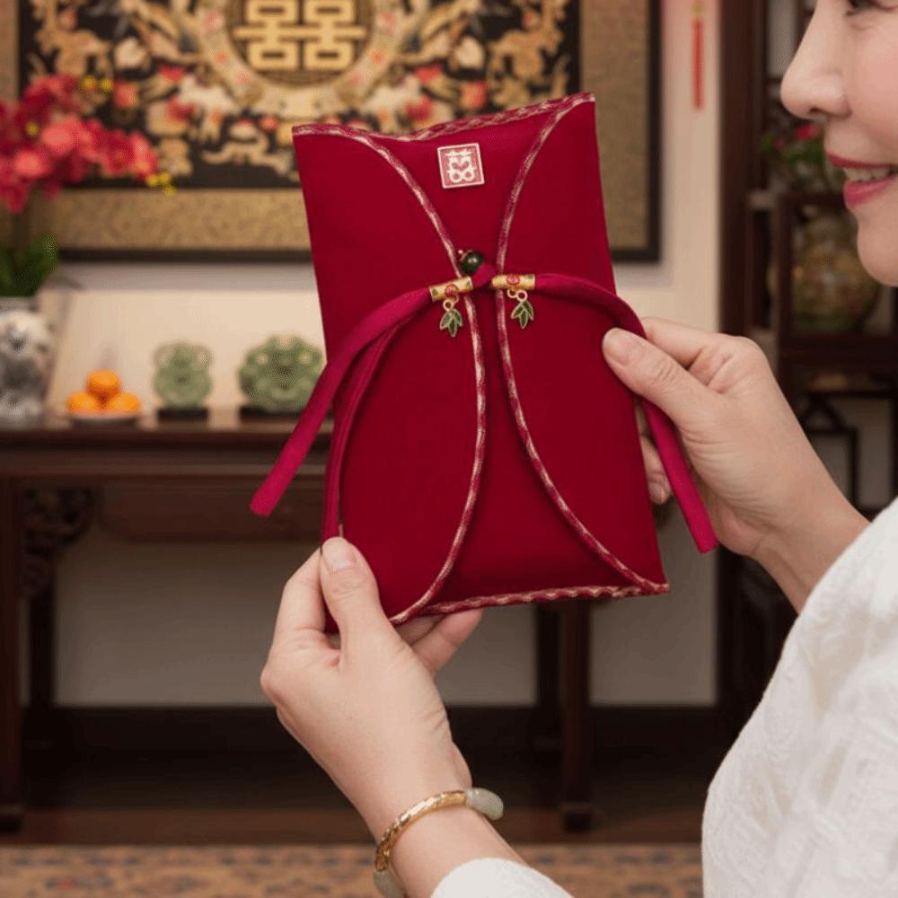 Embroidery Cloth Chinese Red Envelope Traditional HongBao Red Lucky Packet Large Capacity Wedding Money Bag Lunar New Year