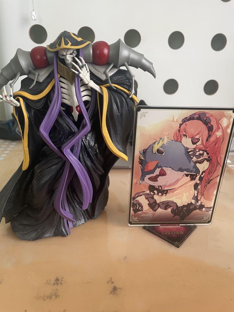 

[Б/У] Фигурка Оверлорд Айнз и набор подставок Шизу