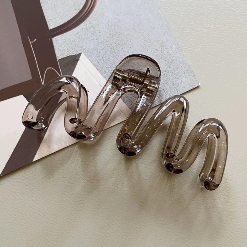 

Простая нишевая криволинейная форма заколка для волос коготь заколка однотонный прочный головной убор заколка для волос аксессуар для волос для женщин 01