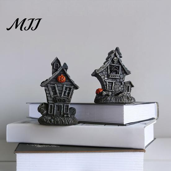 Dark Haunted House Figurine Halloween Ornament, Resin Miniature, Shape Old Stone Texture Decor with Skull Elements Desktop Decoration for Micro