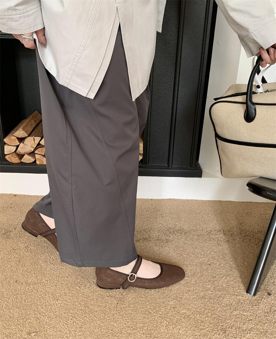 

Early autumn little fresh fairy wind corduroy single shoes/national style super soft retro Mary Jane women s shoes 39 темно-коричневого