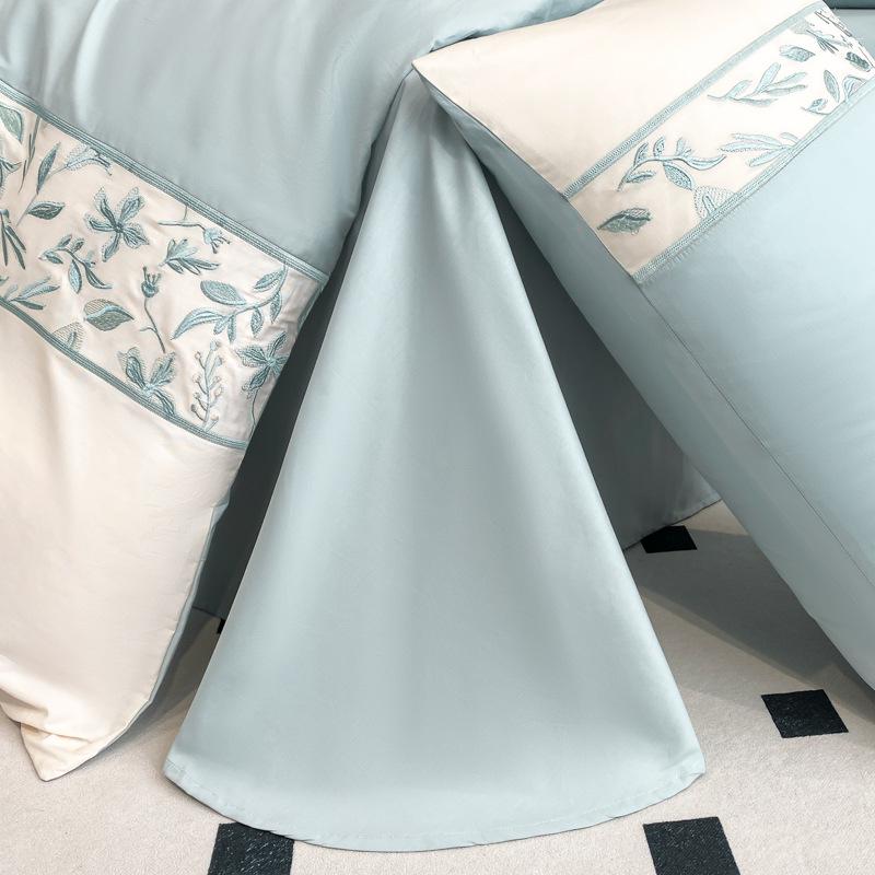 Light Luxury 100% Long-Staple Cotton Embroidered Bedding Set - High-End Four-Piece Pure Cotton for All Seasons.