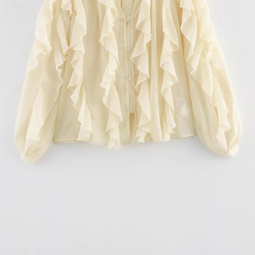 A New and Fashionable Women's Dress with A Layered Decorative Ruffled V-neck Long-sleeved Shirt