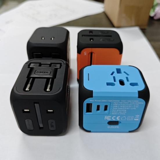 Travel Charger 2500W High Power Socket Portable Power Wide Voltage 110-250V Multi-National Adapter with 2 Type-C