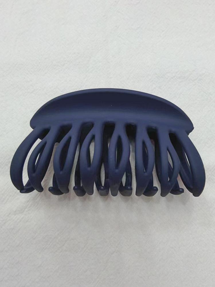 Korean Version Frosted Hollow Comb Hair Clip With Retro Temperament, Girl's Grip Clip, Shark Clip At The Back Of The Head