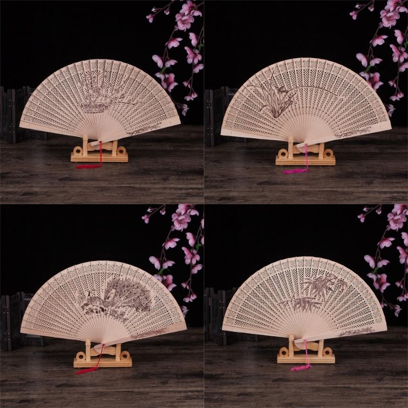 Exquisites Chinese Culture Handheld Fan Decorative Wood Handheld Folding Fan with Detailed Carving for Gift and Decors