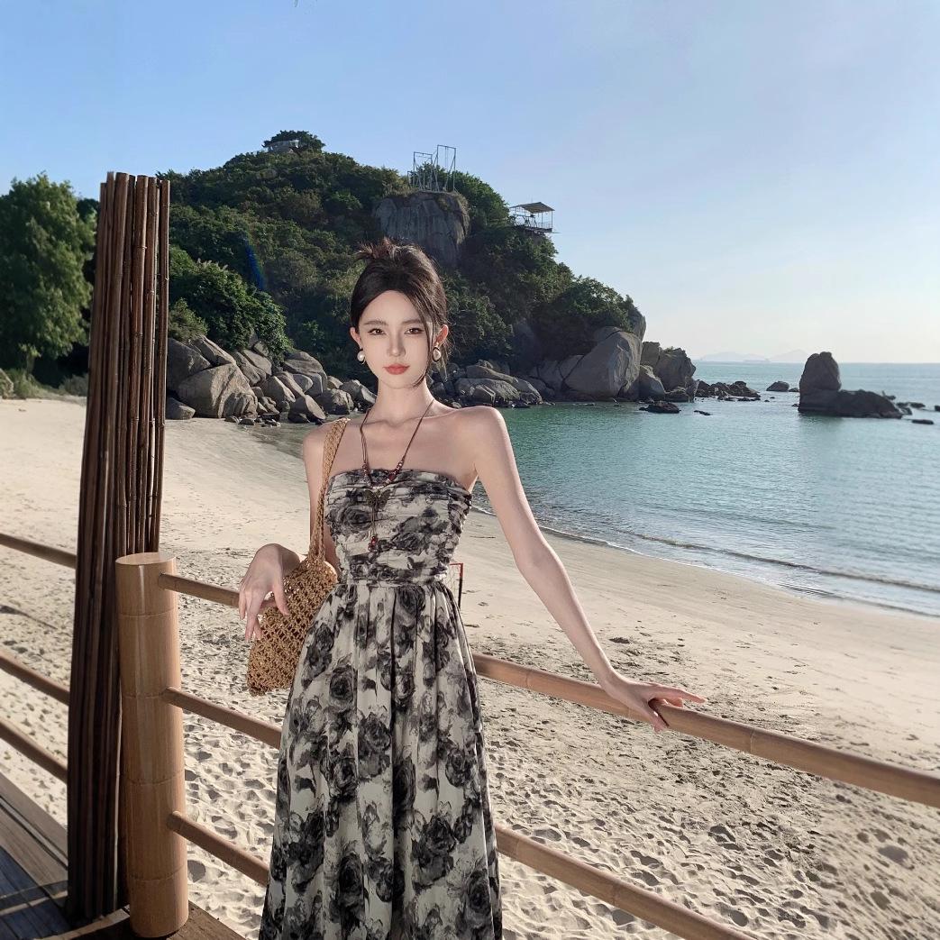 

Нишевое платье без бретелей с цветочным плиссе - Сладкое, пикантное и подчеркивающее талию с дизайном в стиле французской живописи тушью M Premium