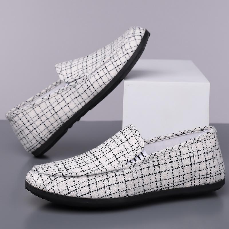 Size Doudou Shoes Large Size Flat-bottomed Cloth Surface Lightweight Spring, Summer and Autumn Plaid Canvas Shoes