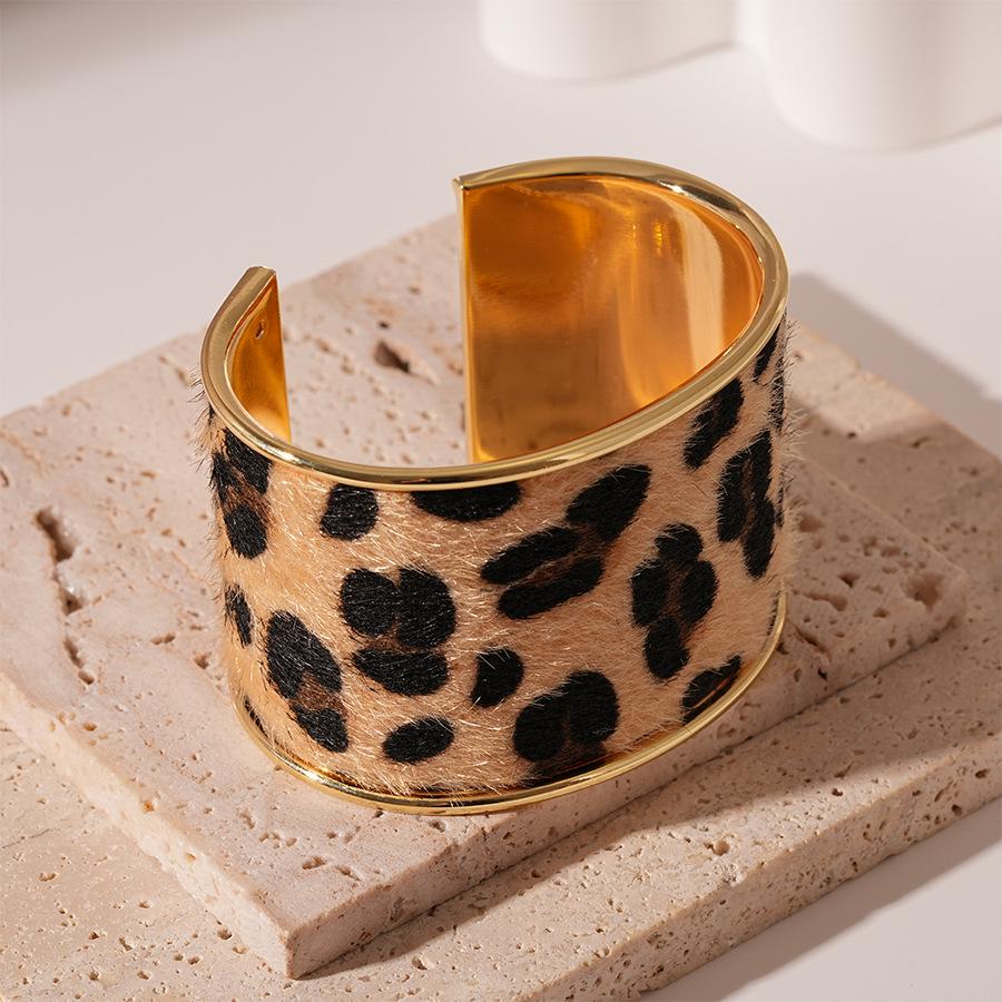 

Европейский и американский винтажный кожаный геометрический браслет-манжета с леопардовым принтом