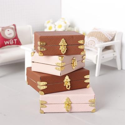 Bebek ve Peluş Oyuncaklar – Oyuncak bebek evleri ve aksesuarları