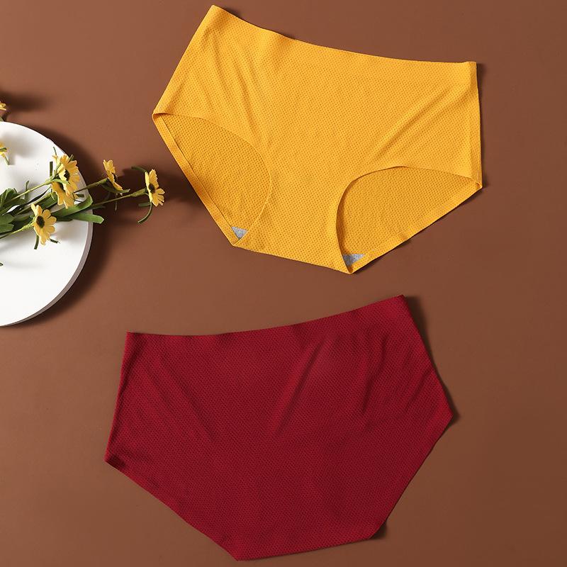 Plus Size Breathable Holes Panties Women Lingerie Solid Knickers Seamless Female Mid-rise Briefs