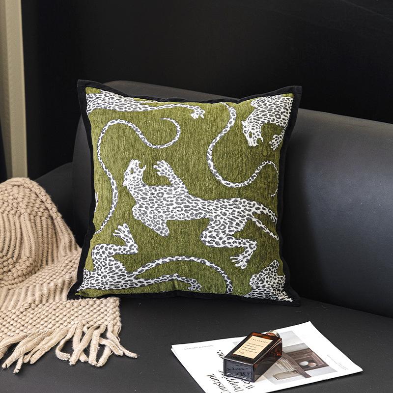 Vintage Light Luxury Chenille Sofa Pillowcase Cojines Soft Decoration Home Throw Cushion Cover Headboard Pillow Covers 45x45cm