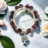 Daisy Popcorn Beaded Bracelet: Elegant Women's Hand Jewelry