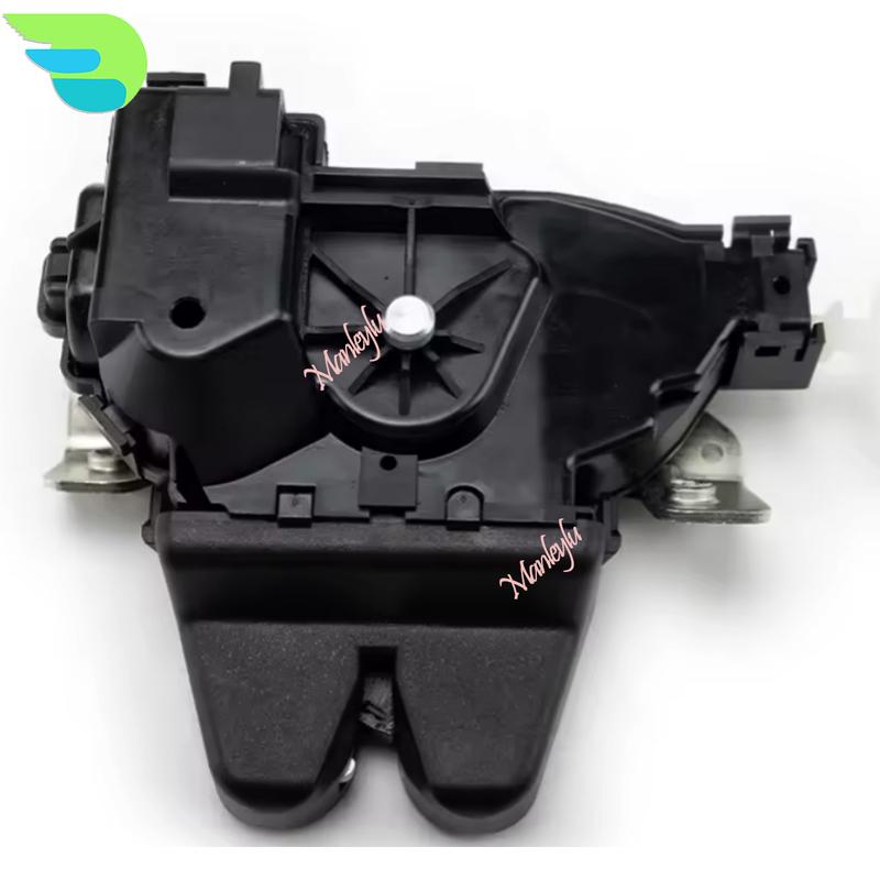 1177500085 A1177500085 Trunk lock actuator motor for Benz C117 W205