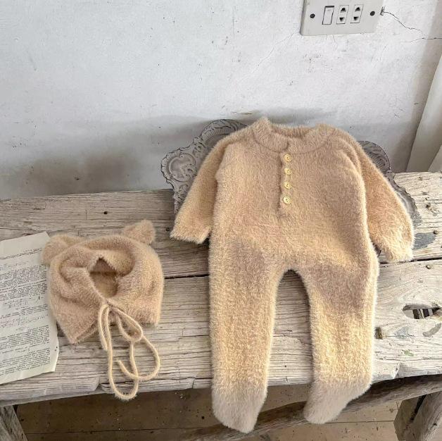 Autumn & Winter Baby Romper: Super Cute Imitation Mink Jumpsuit with Bear Foot Covering for Boys & Girls