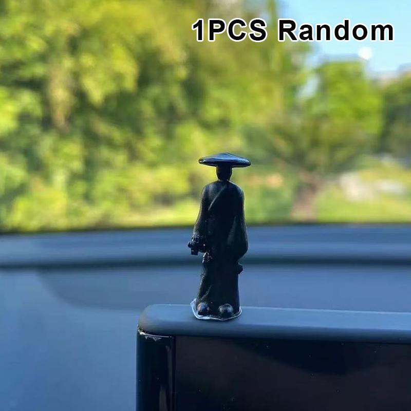 

Mini Chinese Swordsman Figure Exquisite Ancient Car Statue Ornament Cartoon Swordsman Miniatures Interior Decor 1Pcs