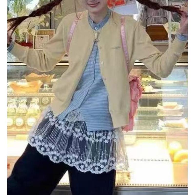 

Поддельный двухпредметный вязаный свитер кардиган куртка свитер женский весна новый внутренний базовый рубашка топ дизайн темперамент 006 average size [recommended 90-67.5kg]