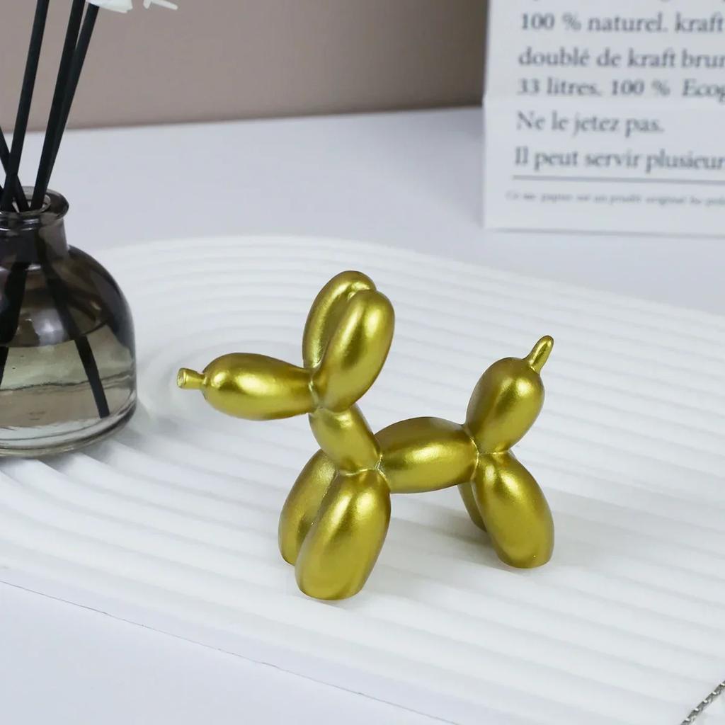 Resin Balloon Dog Sculpture Home Decor Table Decoration and Accessories Office Nordic Animal Decorative Sculptures and Figurines