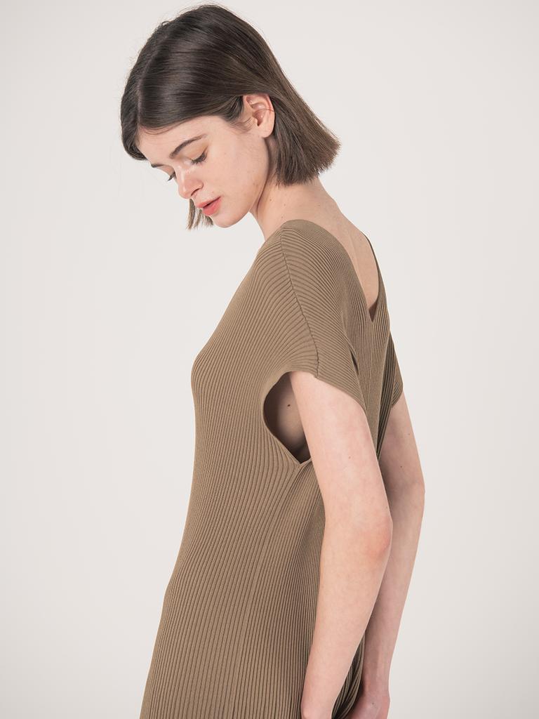 Wednesday Delight Wed_V Neck Sleeveless Dress_Khaki