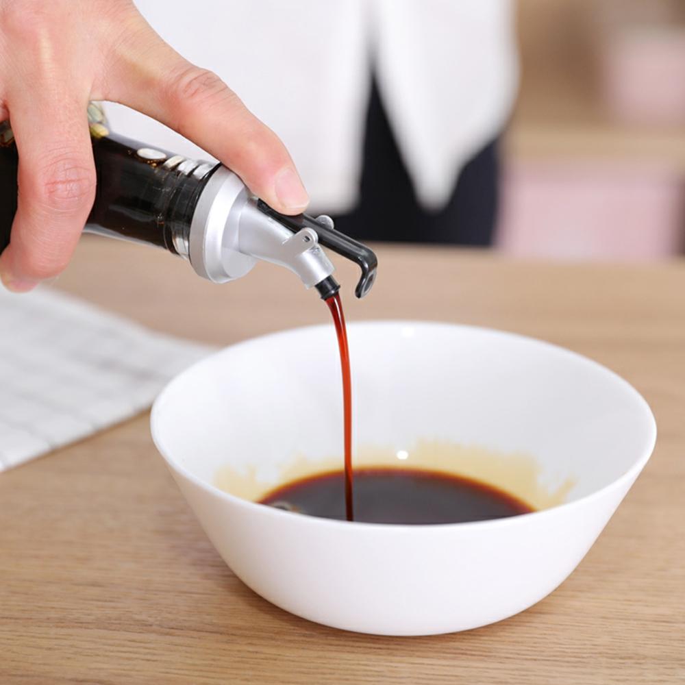 Stainless Steel Wine Pourer Olive Oil Stopper Cap Dispenser Spout Sauce Vinegar Auto Open Pourer Nozzle Wine Liquor Bottle Plug