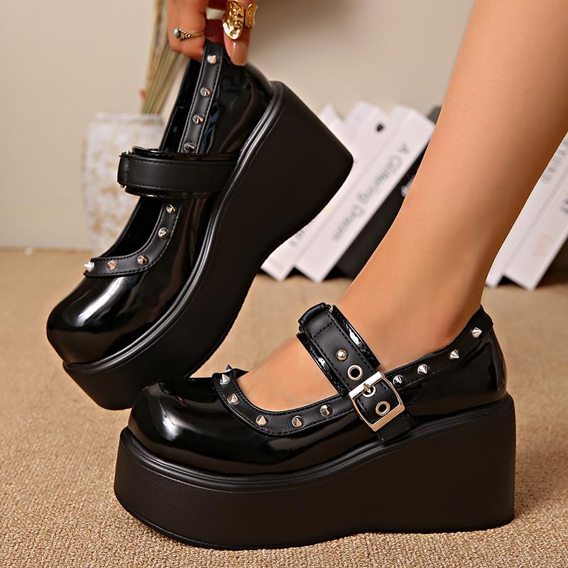 Fashion Rivet Decor Wedge Heel Pumps Women Fashion Buckle Strap Chunky Platform Loafers Woman Thick Sole Patent Leather Mary Jane Shoes
