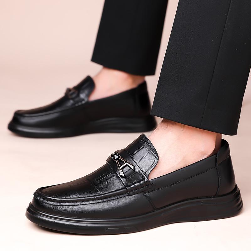 Fashion Cow Leather Shoes for Men Casual Breathable Formal Business Men's Loafers Autumn Black Luxury Shoes Zapatos Casuales
