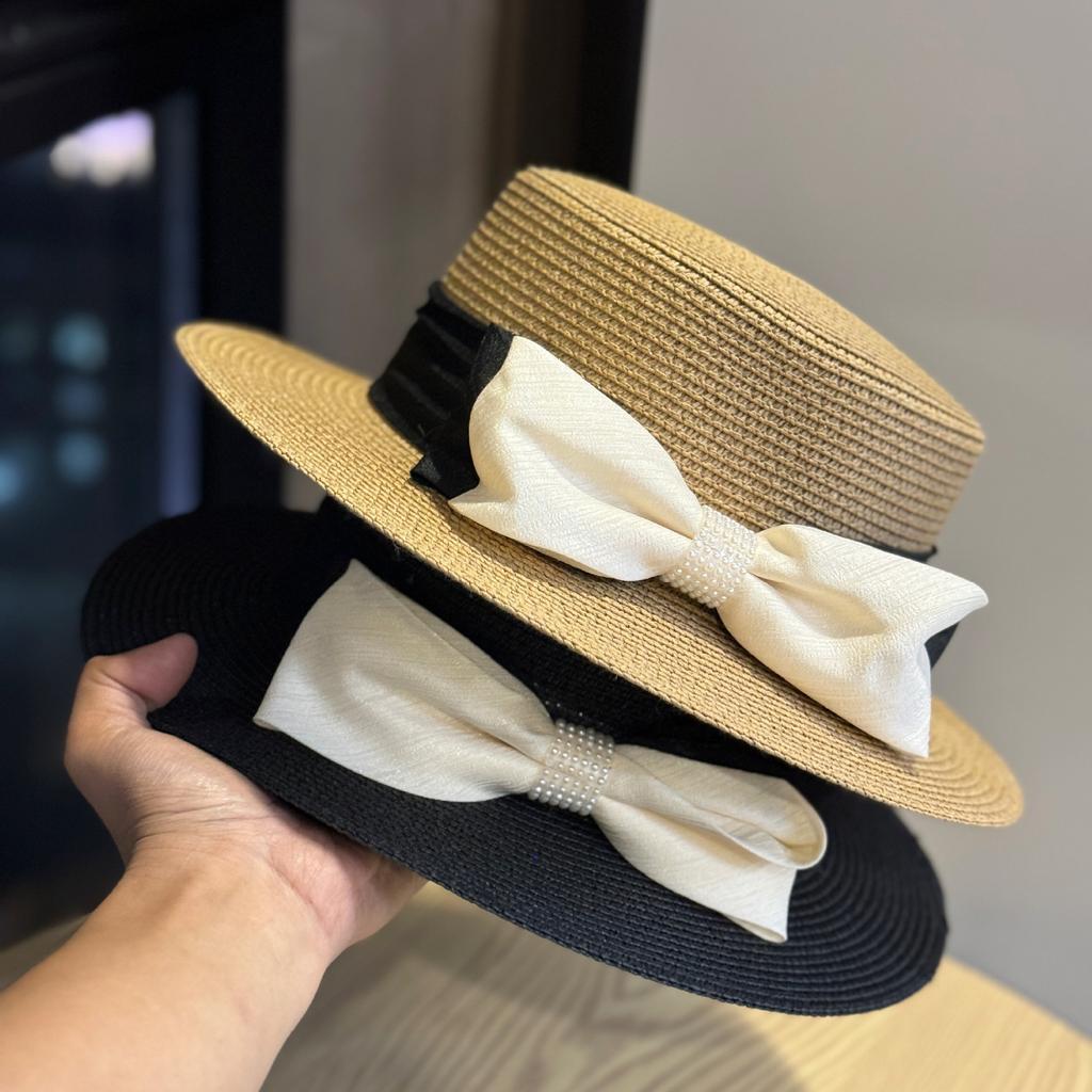 Summer Flat Brim Hat | Breathable Vintage Small Hat, Lightweight Acrylic, Ideal for Beach and Casual Wear