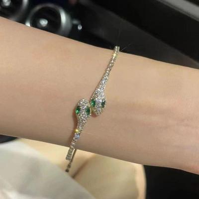 1Pc Elegant Green-Eyed Snake Bracelet for Women - Fashionable, Light Luxury, Adjustable, New Style
