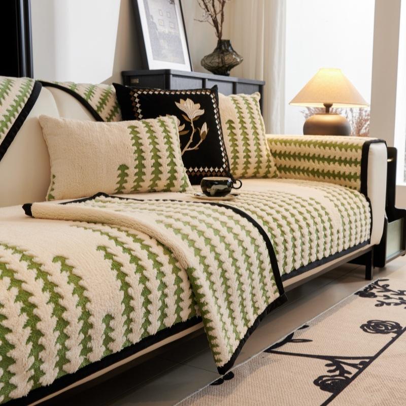 2026 New Comfortable Cotton Velvet Thick Sofa Cover Light Luxury Non Slip Leather Sofa Cushion Cover Autumn and Winter Seasons 45x45cm pillowcase